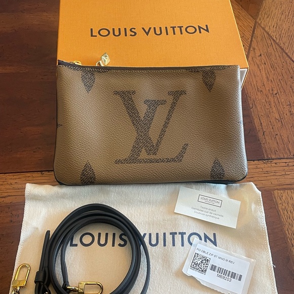 Louis Vuitton double zip pochette - Picture 1 of 7